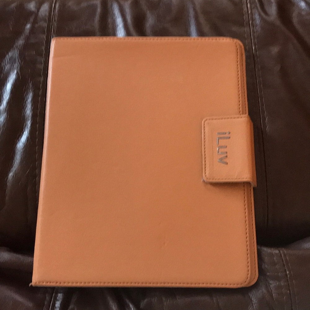 IPad Case! iLuv